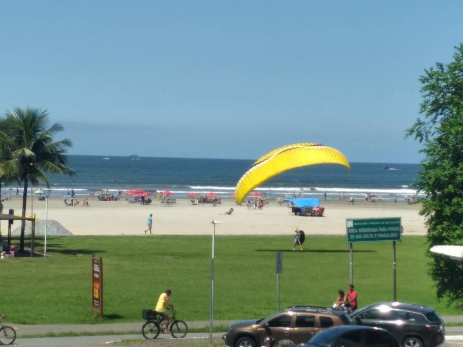 Apartamento Excelente Localizacao O Mar Na Sua Frente Confira São Vicente Exterior foto